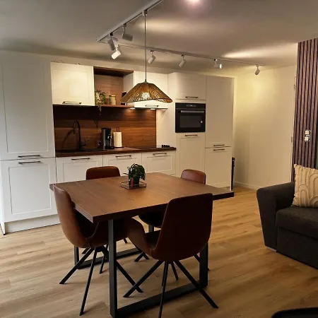 Apartament Chez Denis Et Jenni A Sur Lesse