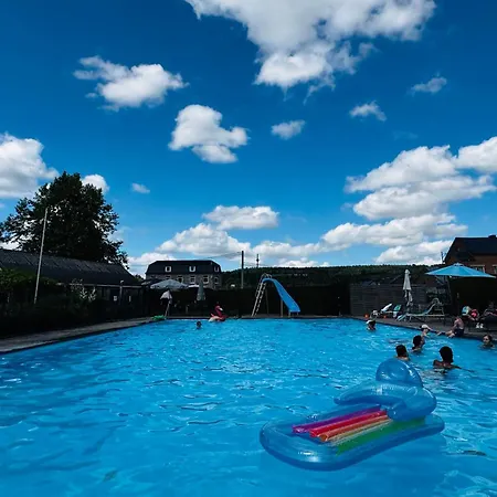 Chez Denis Et Jenni A Sur Lesse *